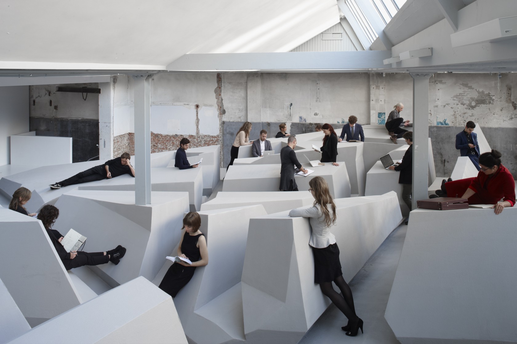 RAAAF-Rietveld-Architecture-Art-Affordances-The-End-of-Sitting-000952image